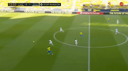 卡拉格：维尔茨本场数据相当亮眼，他的踢法、位置像德布劳内