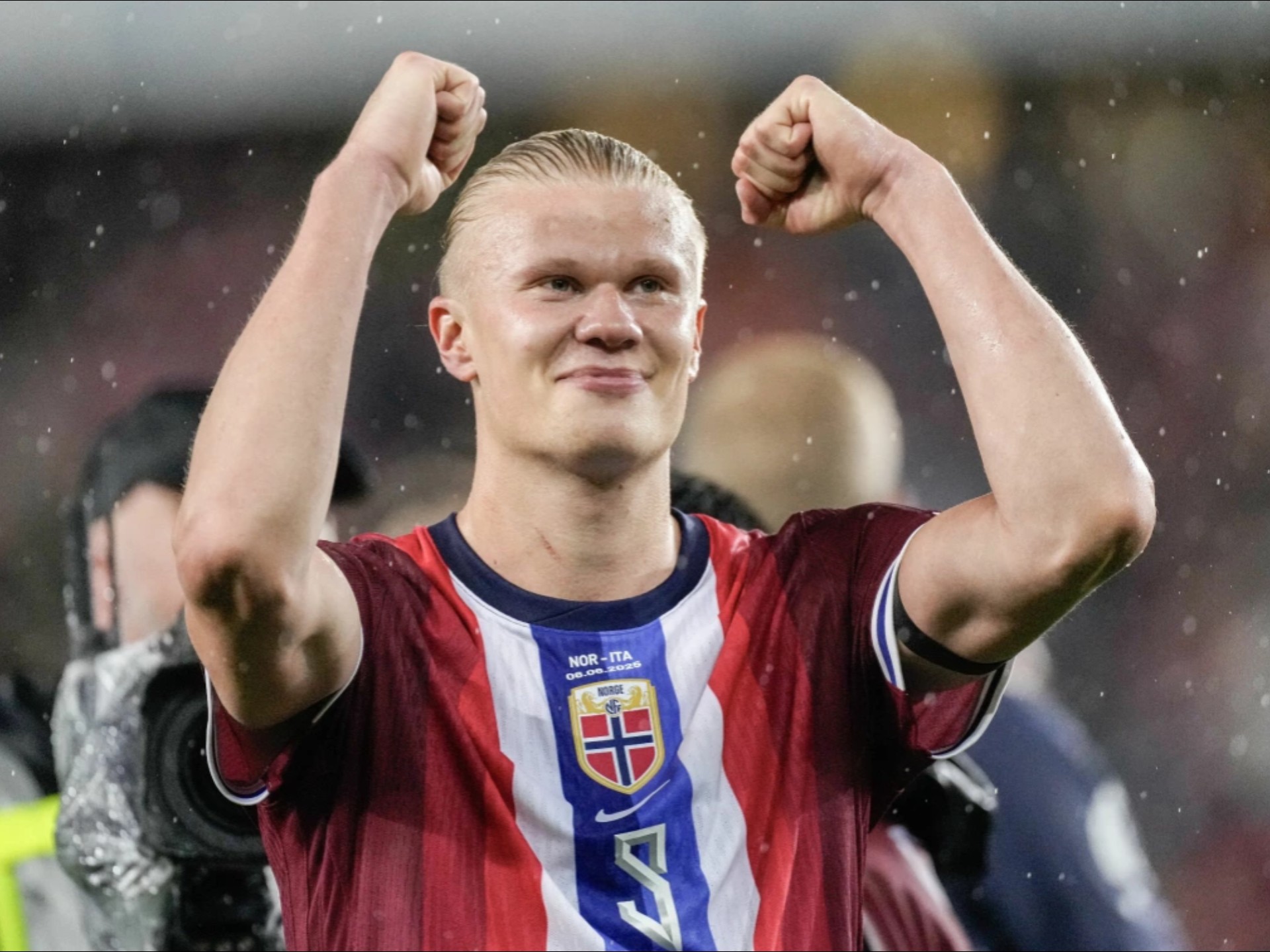 港媒：虽无缘亚洲杯，但港足总依旧为港队发放了100万奖金（港媒：无缘亚洲杯，香港足总仍为港队派发100万奖金）