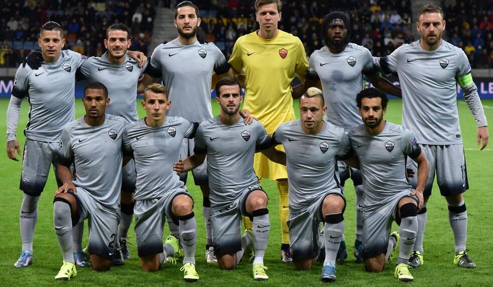 哥伦比亚11月大名单：J罗、迪亚斯领衔，里奥斯、卢库米在列（哥伦比亚男足11月名单出炉：J罗、迪亚斯领衔，里奥斯、卢库米入选）