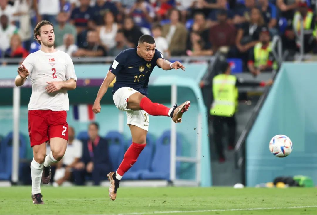 德转列希腊球员历史身价前10：马诺拉斯4500万第1，帕帕上榜（德转盘点希腊球员历史最高身价TOP10：马诺拉斯4500万居首，帕帕入围）