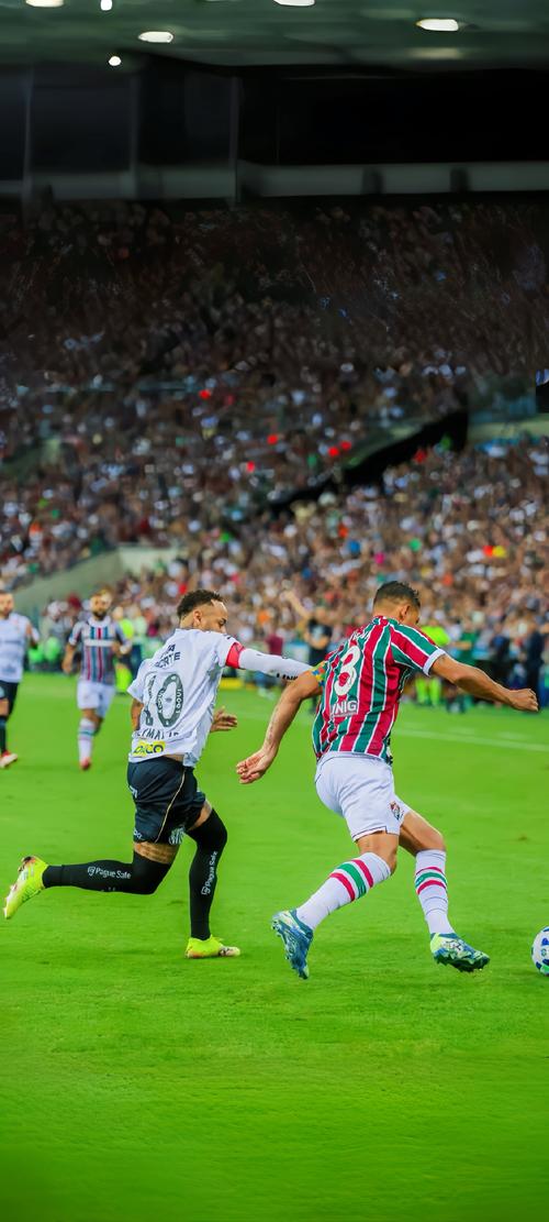 奥赖利：我们不应过分关注阿森纳，踢左后卫让我有更大自由度（奥赖利：不必过分关注阿森纳，司职左后卫让我发挥更自由）