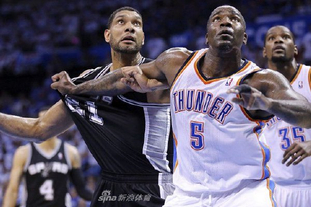 库库：切尔西在逐步走上正轨；在国家队走过的路不容易（库库：切尔西一步步回归正轨；国家队之路并不轻松）