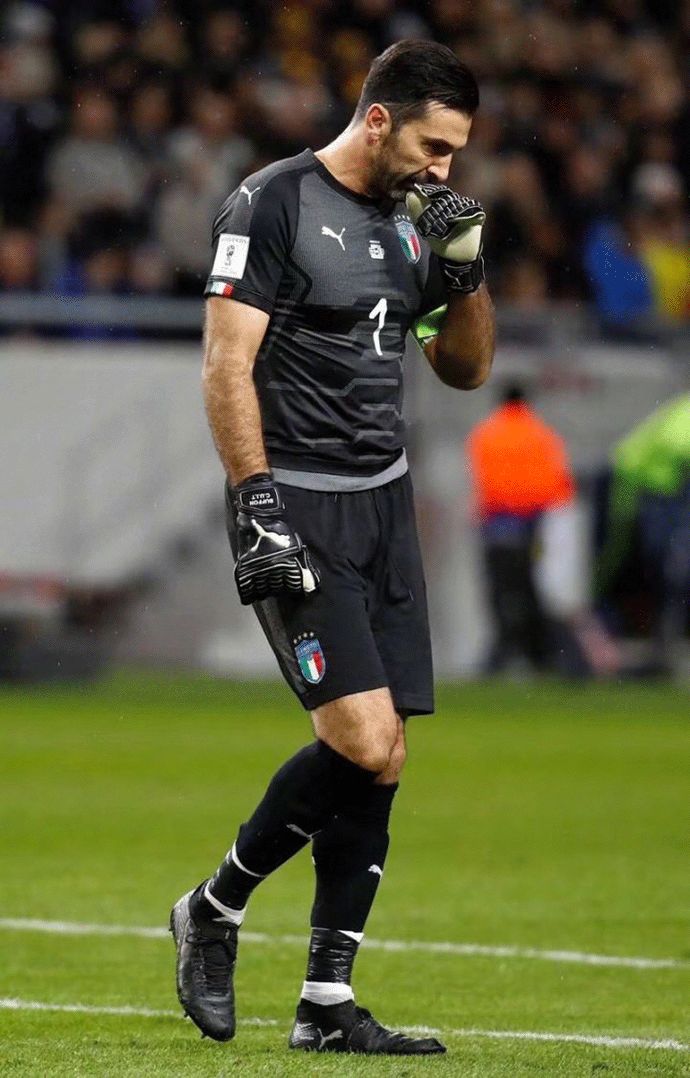 都体：前尤文主席阿涅利禁职期已结束，但他目前无意回归足球（都体称：阿涅利禁职期届满，前尤文主席暂不考虑重返足坛）