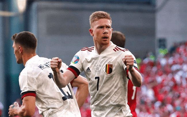 杨瀚森带女友赴美引发争议，好友崔永熙称其应专注篮球，网友支持其在球场表现。（杨瀚森携女友赴美引热议：崔永熙建议专注篮球，网友力挺其场上表现）