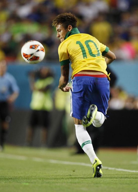 泽林斯基：下一轮踢利物浦必须好好表现，我们要争取进入前八（泽林斯基：战利物浦一役必须打好，目标冲击前八）