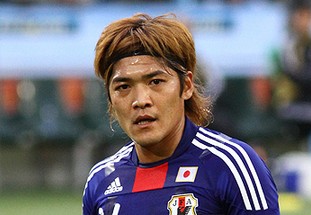 马卡：门迪复出展现出色状态，皇马若踢五后卫将有他位置（马卡报：门迪复出状态上佳，若皇马踢五后卫他将占一席之地）