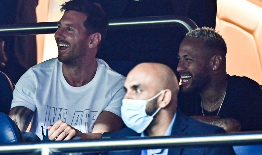 34岁小钢炮！沙奇里欧联2射1传带巴塞尔取胜 赛季10球9助完美数据（34岁“小钢炮”爆发：沙奇里欧联梅开二度再送助攻助巴塞尔取胜，赛季已10球9助）