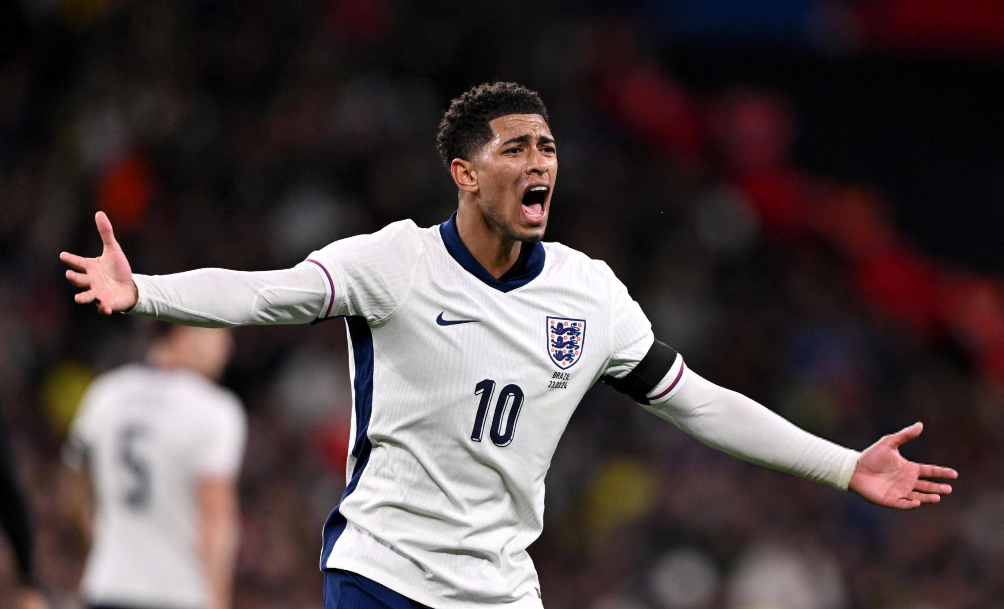 毛剑卿谈邵佳一执教国足：外教比较自我一些，支持足协的决定（毛剑卿评邵佳一挂帅国足：外教更偏个人风格，赞同足协选择）